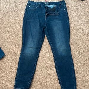 Maurice's Dark Wash Skinny